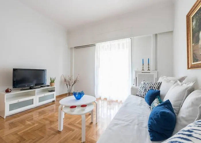 New! Bright & Remodeled 1Bed Apt 2Min Walk To Acropolis
