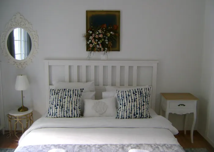 New! Bright & Remodeled 1Bed Apt 2Min Walk To Acropolis
